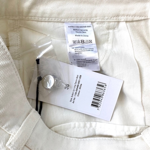 NWT NA-KD Button Up Front White Denim Skirt - Picture 4 of 4